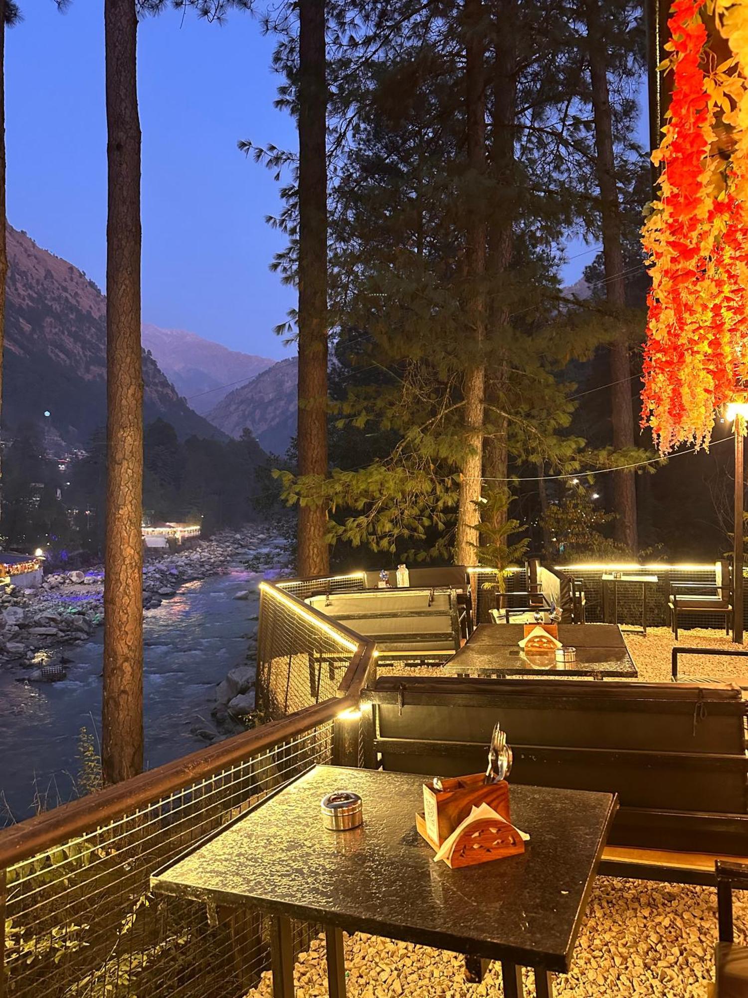 Ahava Kasol Riverside Cafe And Cottages Exterior photo