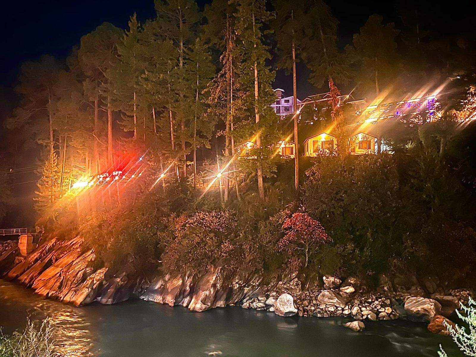 Ahava Kasol Riverside Cafe And Cottages Exterior photo