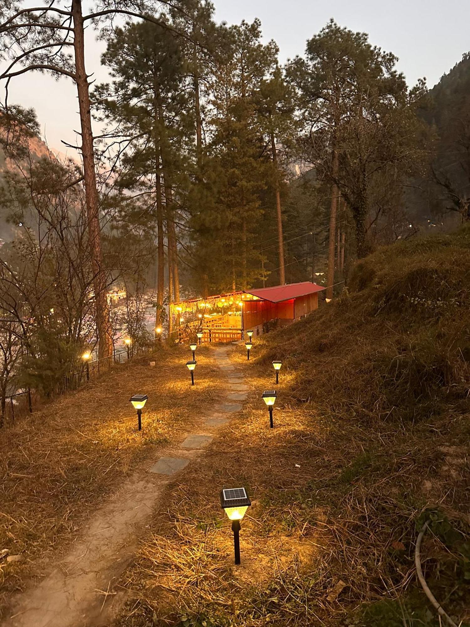 Ahava Kasol Riverside Cafe And Cottages Exterior photo