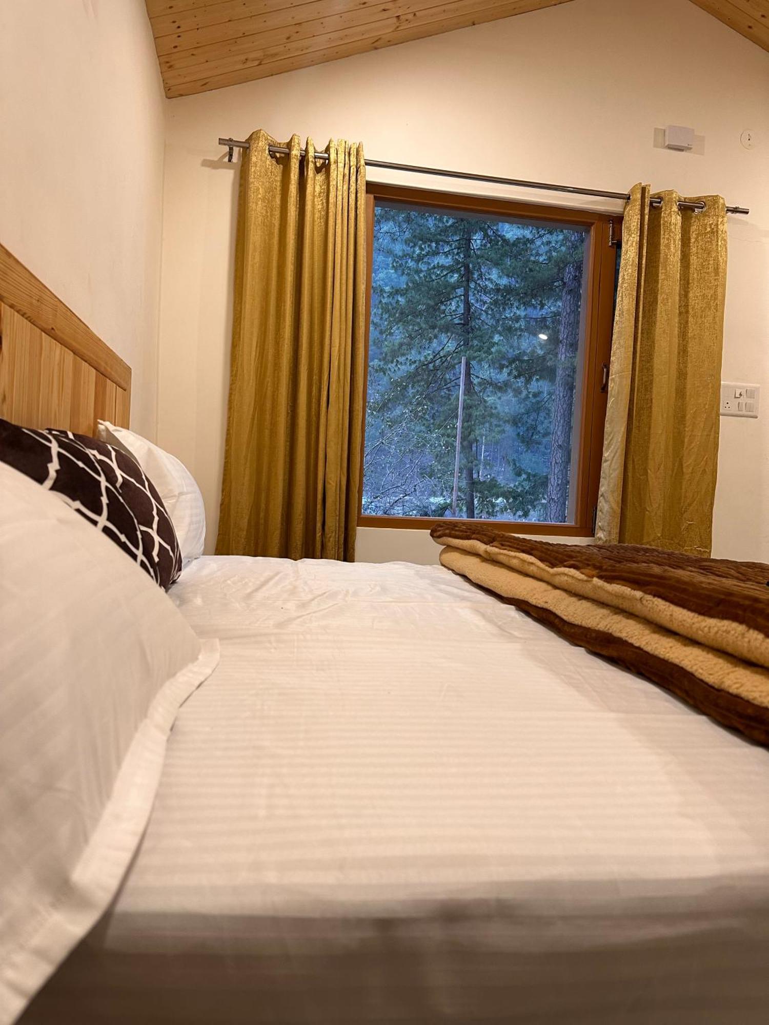 Ahava Kasol Riverside Cafe And Cottages Exterior photo