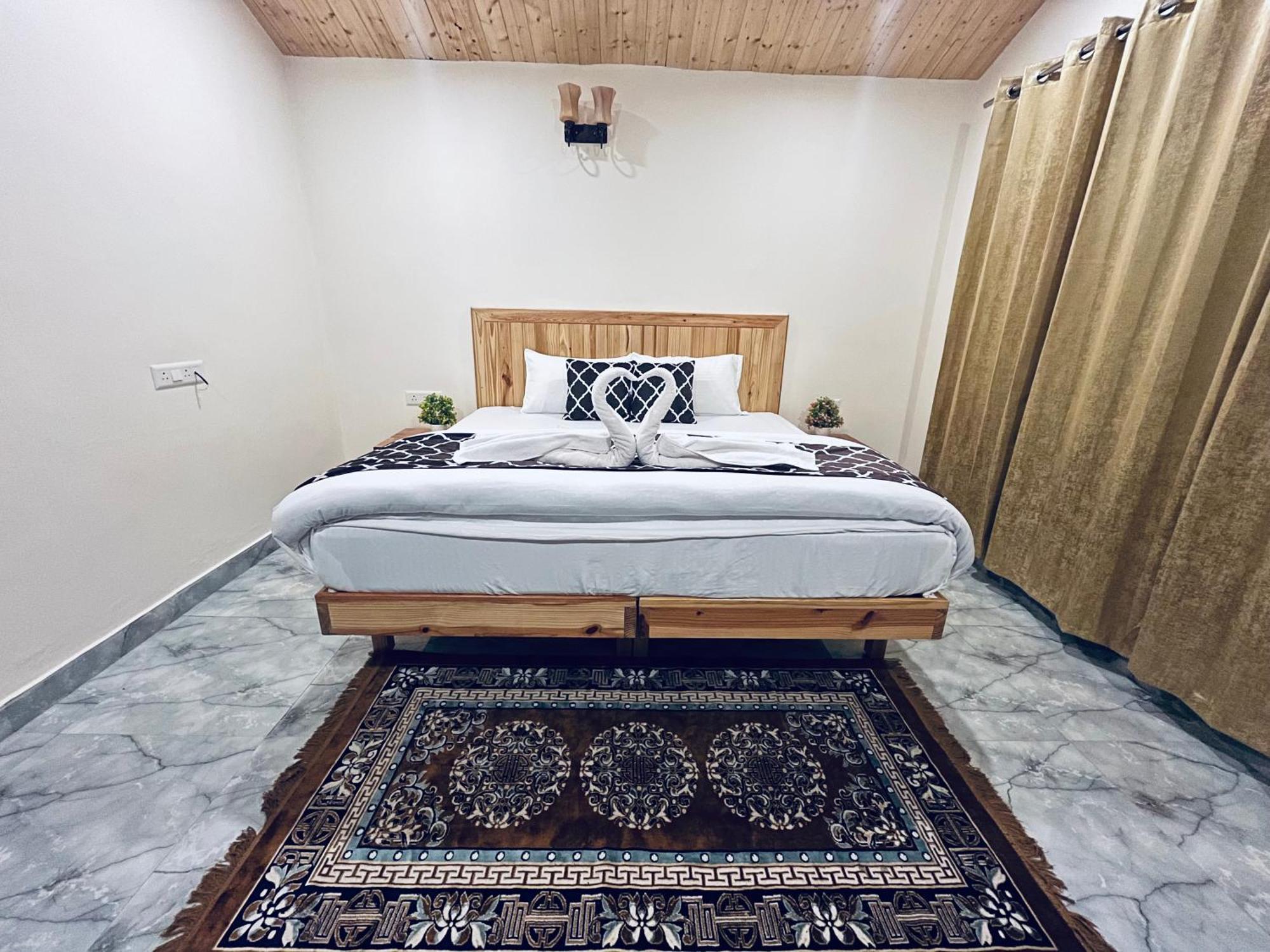 Ahava Kasol Riverside Cafe And Cottages Exterior photo