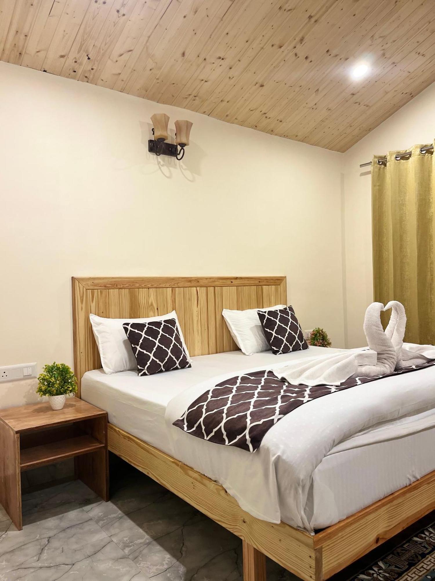 Ahava Kasol Riverside Cafe And Cottages Exterior photo